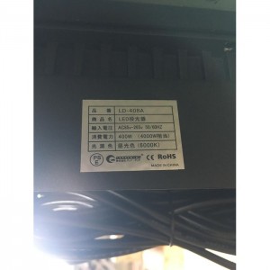 投光器 LED 400W 40000LM 薄型 昼光色 看板灯 LED照明 高天井用 屋外照明 防水 運動場 ジム GOODGOODS グッドグッズ LD-408A